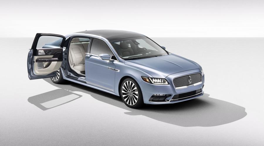  Lincoln Continental 80th Anniversary Coach Door Edition 2019 года  (фото 18 из 54)